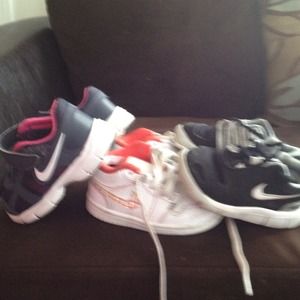 Size 5 and 6 toddler Nike sneakers