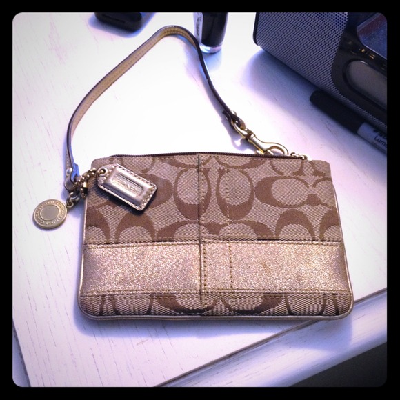 Coach signature small wristlet