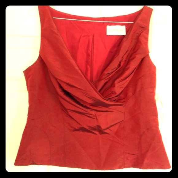 Elegant, crimson red top, evening out!! NWT