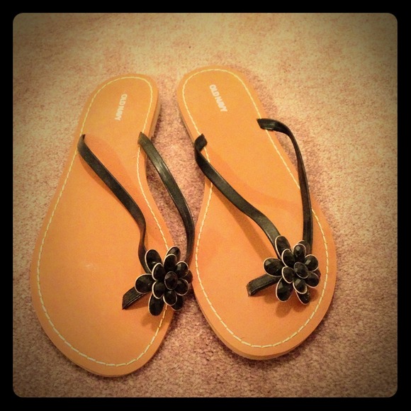Size 9 Flower Flip Flops!