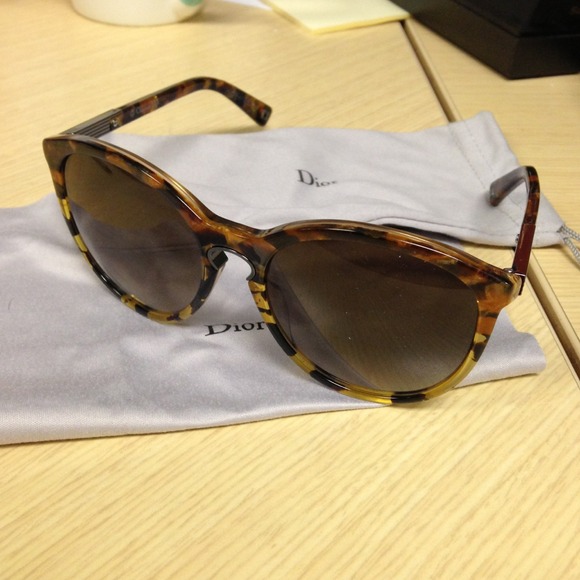 ❌SOLD❌Authentic Dior Sunglasses