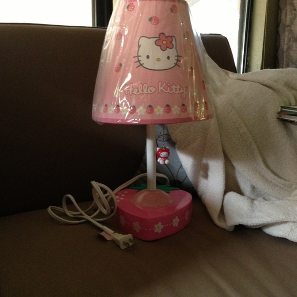 💗Traded💗. Hello kitty lamp