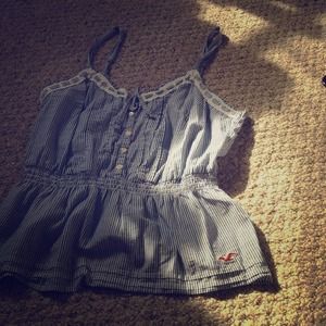 Hollister top