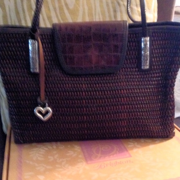 Woven  brighton  bag all  leather
