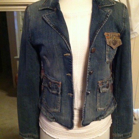 Distressed vigoss jean jacket