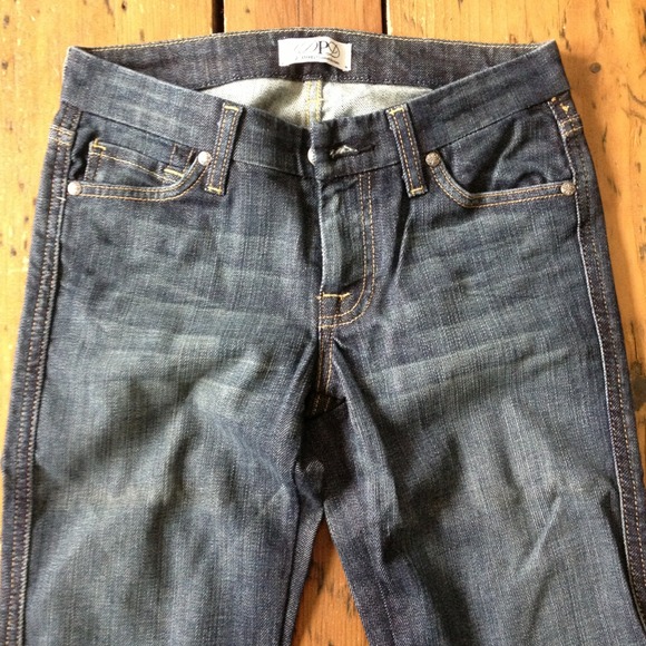 Deluxe Premium Denim limited Express denim - Picture 2 of 2