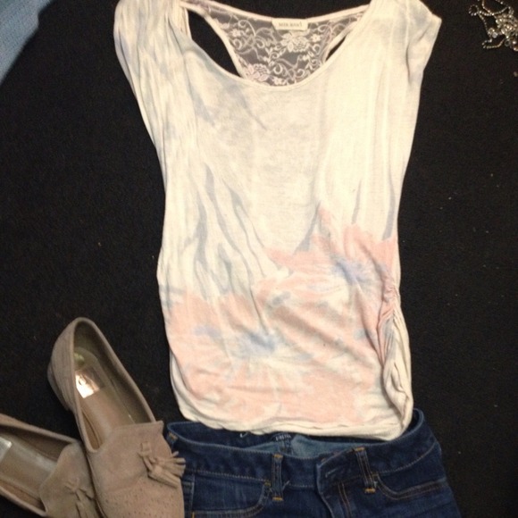 Great open back lace too! - Picture 1 of 3