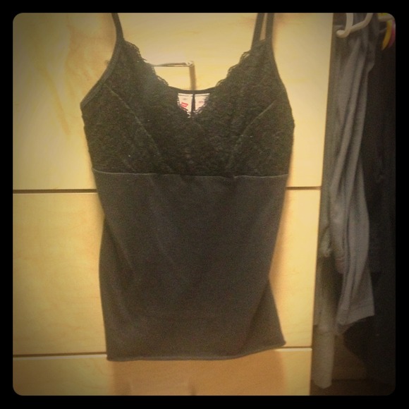 Lacey black tank!