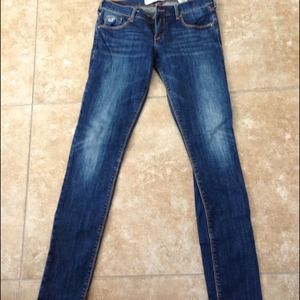 Hollister skinny jeans - size 1 / 25