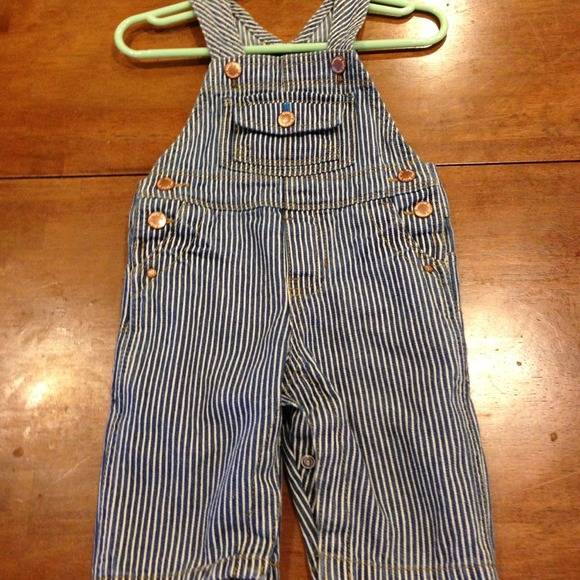 NWOT. OshKosh denim striped overalls.