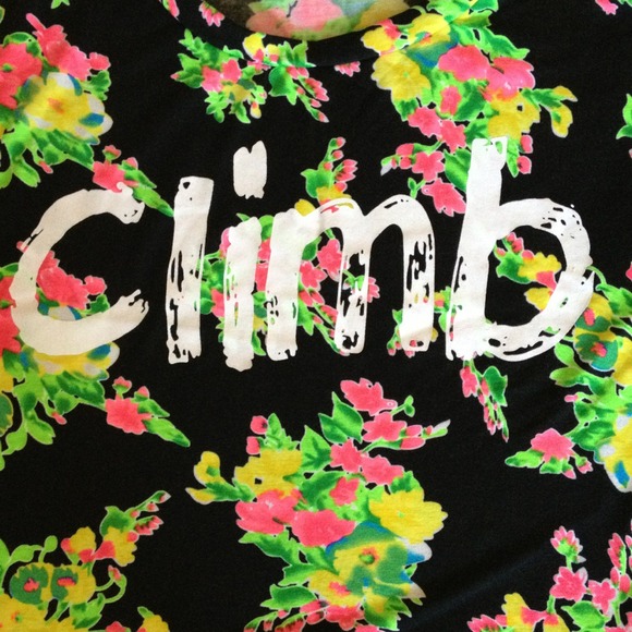 Crop top - Picture 2 of 2