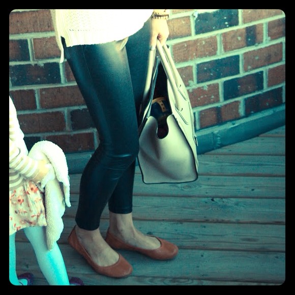 Aritzia Pants - Aritzia Wilfred leggings + splendid dress