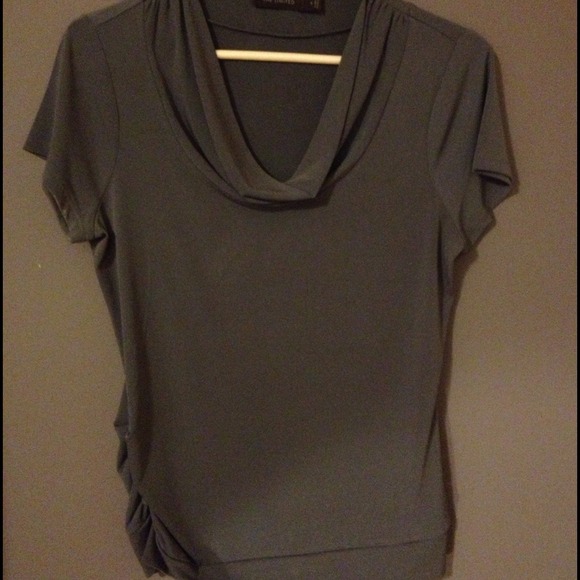 Limited gray blouse.