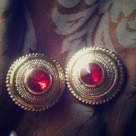 Vintage Ruby Red Earrings