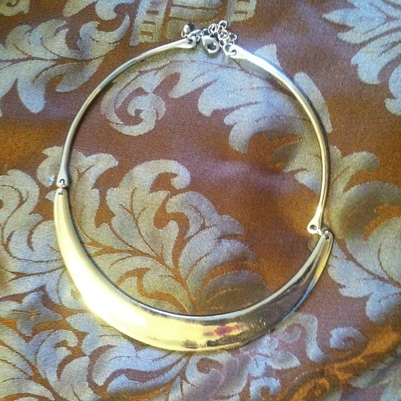 Silver plate necklace