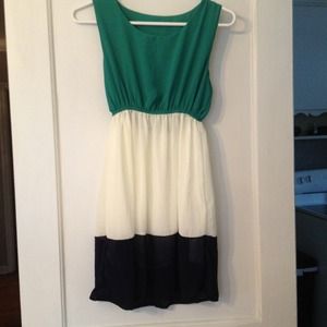 Chiffon color blocked dress