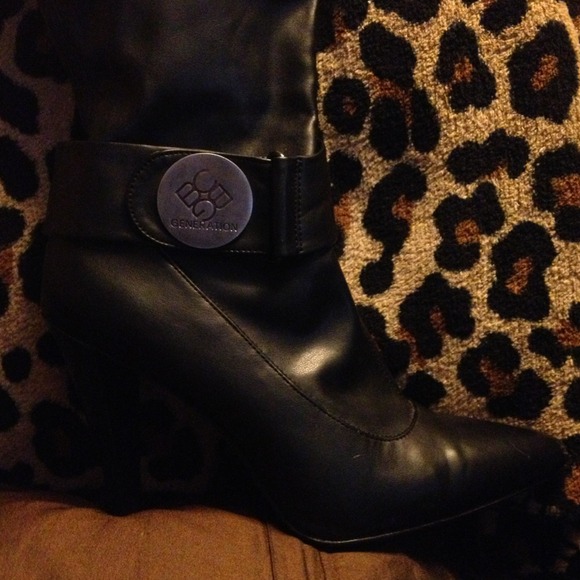 All about Boots! I have many i collect. - Picture 4 of 4