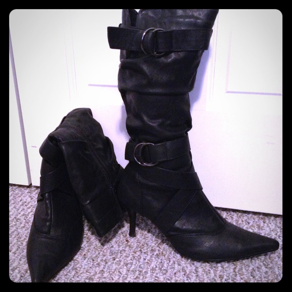 RESERVED @ehop Black boots
