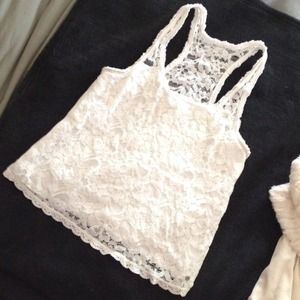 TRADED to @lebanesemommy * A&F Lace Top