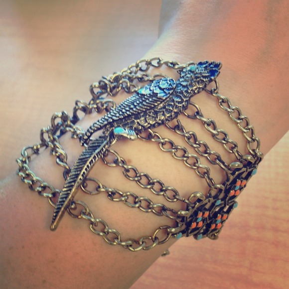 Jewelry - SOLD IN BUNDLE