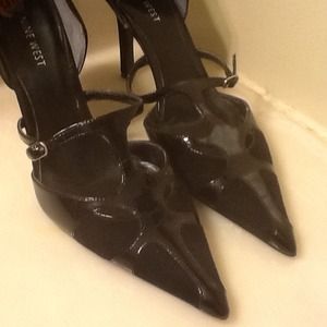 Leather black Nine West pumps