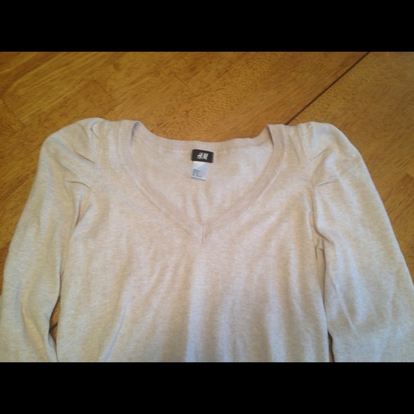 SOLD H&M sweater. Extra small. - Picture 2 of 3