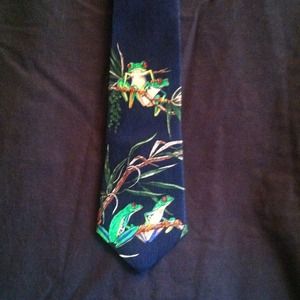 Silk tie  - tree frogs on navy blue
