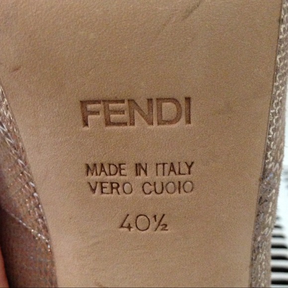 Authentic Fendi "Deco" peep toe pumps size 10 - Picture 4 of 4