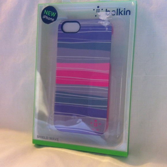 **Reserved for @jq527** Belkin iPhone 5 Cover