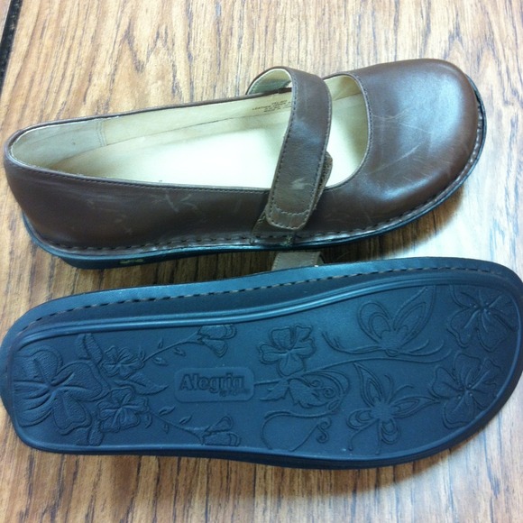 NIB Alegria shoes