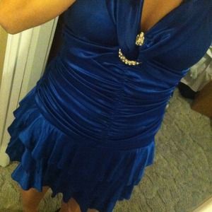Short blue formal dress