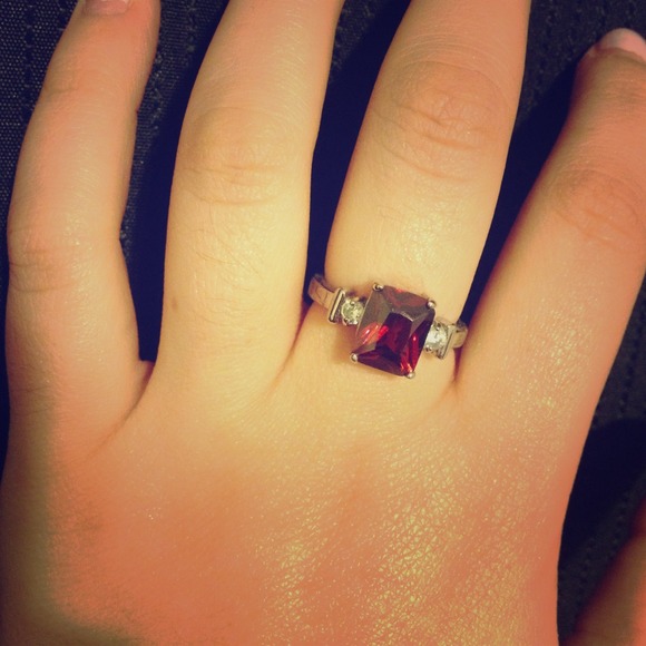 🚨REDUCED🚨 Ruby costume jewelry