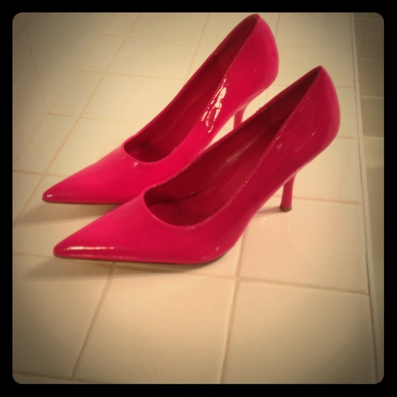 Sold!! @courtmk2086 Pink Heels
