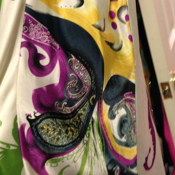 Beautiful Prom Dress - Picture 3 of 4