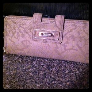 Kenneth cole wallet