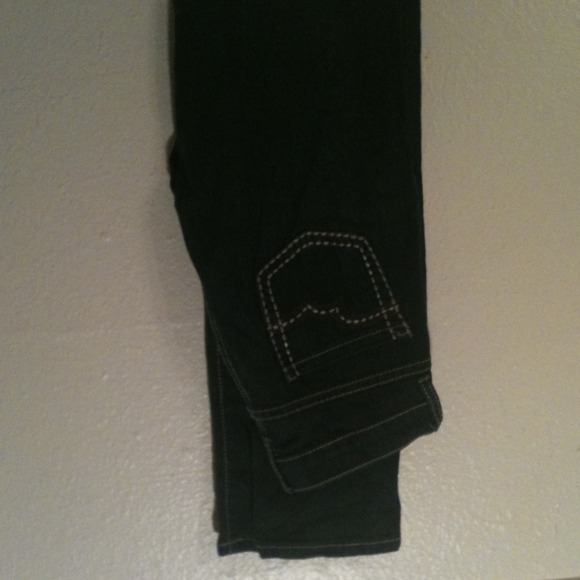 Skinny jeans