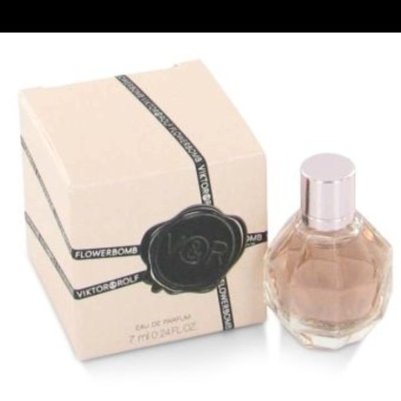 FLOWERBOMB by Viktor & Rolf Eau De Perfume