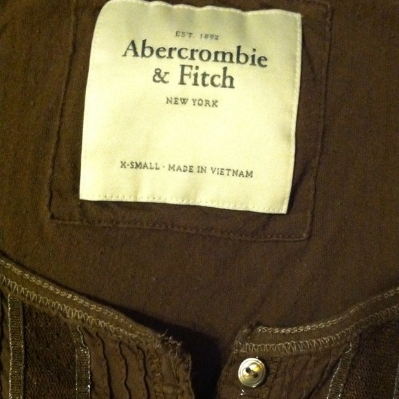 Traded! Abercrombie & Fitch brown long sleeve - Picture 2 of 2
