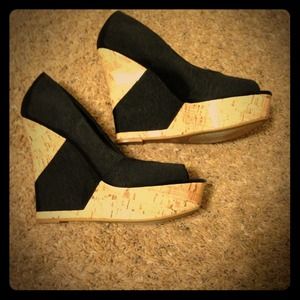 ⛔Reserved⛔  Black and Faux Cork Peep Toe Shoes
