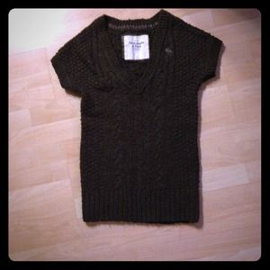 Abercrombie Brown cable knit sweater