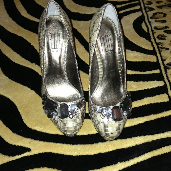 Never before worn Pelle Moda snake skin/jewl heels