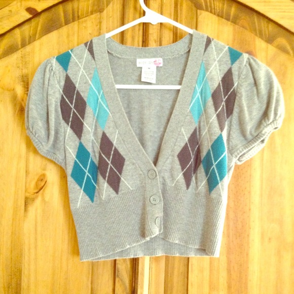 Grey argyle shrug