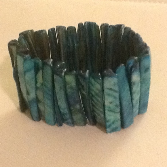 🚫Traded🚫Turquoise shell bracelet