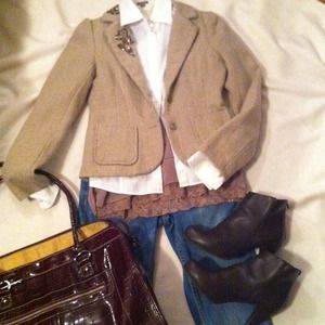 📣Light Brown Herringbone blazer