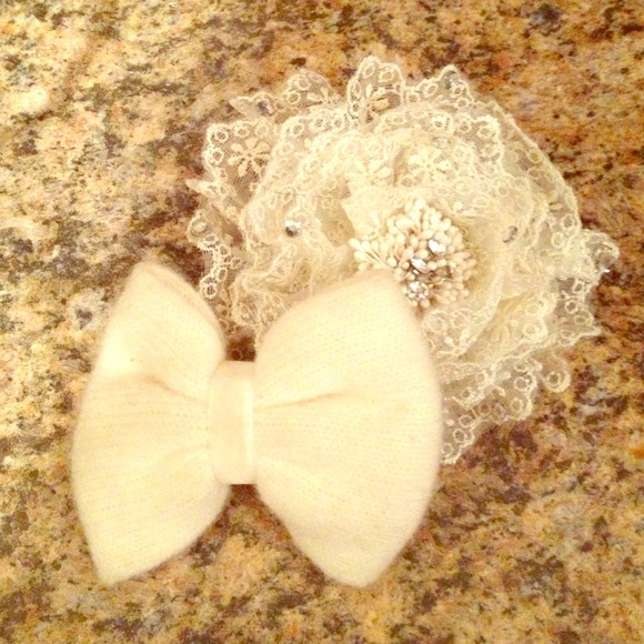 Flower hair clip
