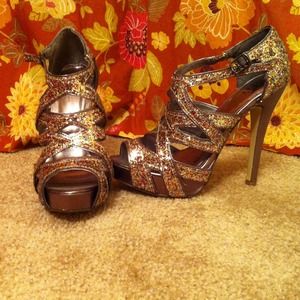 Shi glitter heels/ faux suede red heels