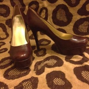 Guess brown leather heels