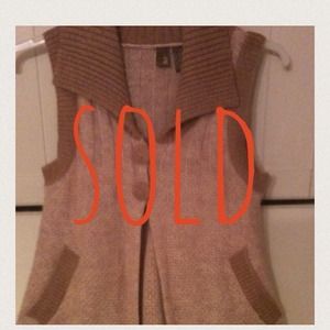 BKE sweater  from The Buckle.