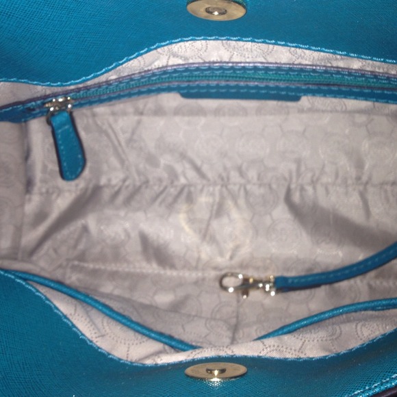 🚫SOLD🚫Michael Kors Hamilton East West Satchel - Picture 3 of 4