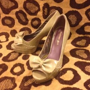 Madden girl patent leather heels